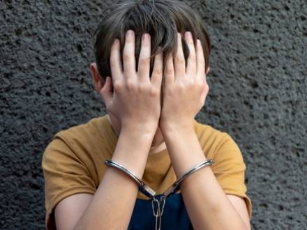 DuPage County, IL juvenile drug crimes defense lawyer